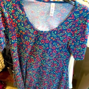 Lularoe perfect t